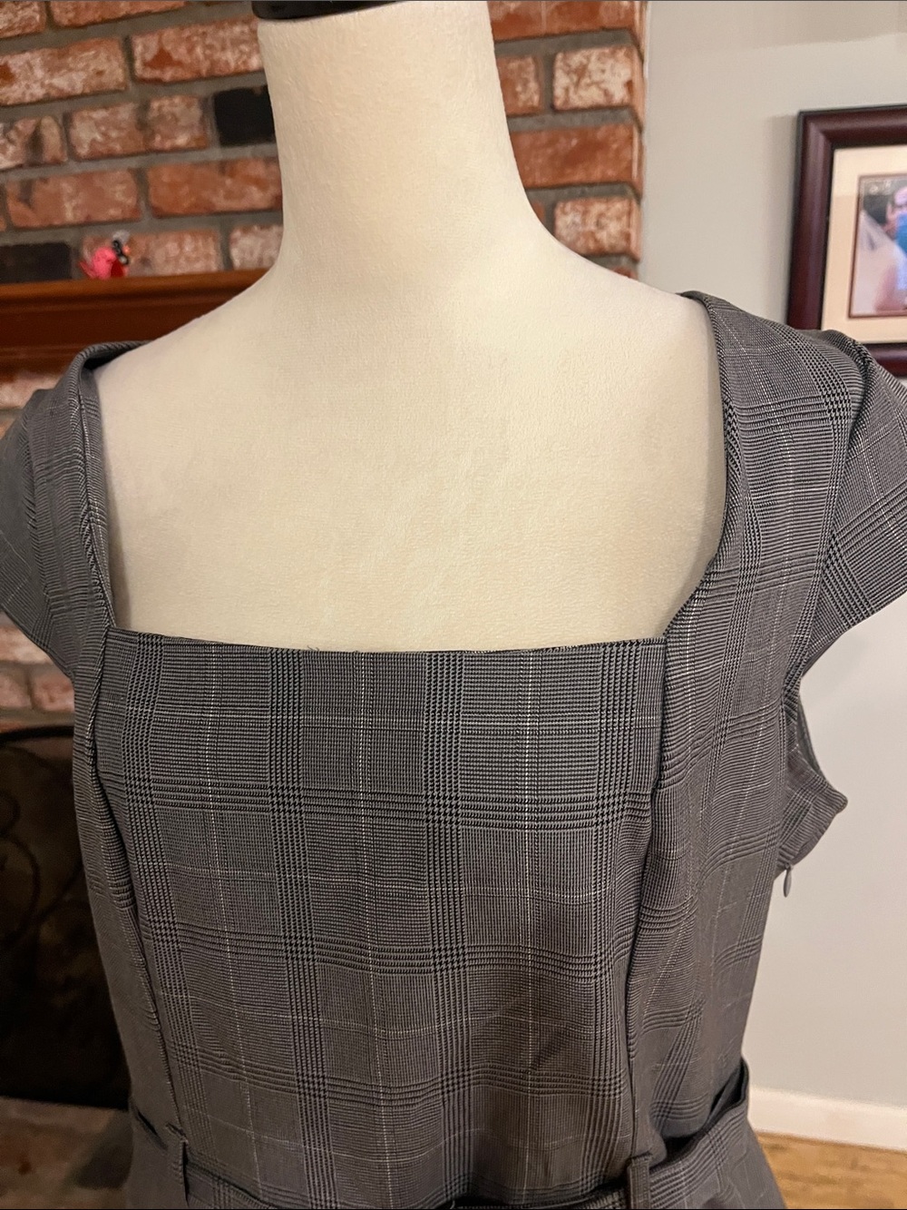 A New Day Gray Plaid Sheath Dress Size XL | NWT | Belted Workwear Chic - Picture 3 of 8